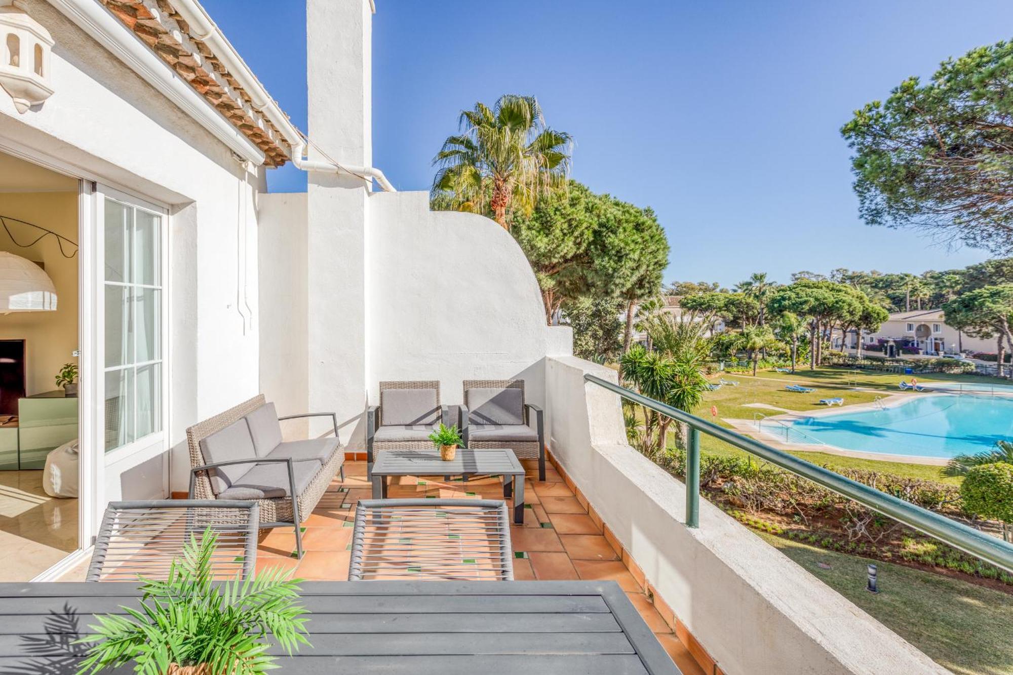 Апартаменти Life El Presidente Penthouse Pool View Естепона Екстер'єр фото
